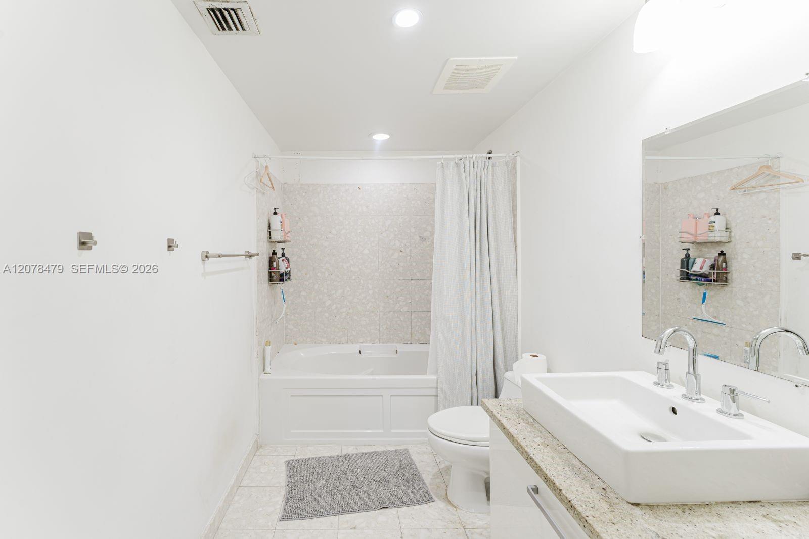 185 SW 7th Street