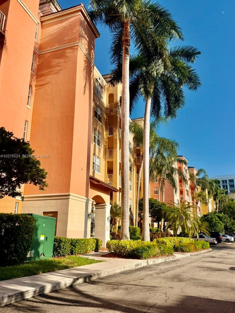19701 E Country Club Drive