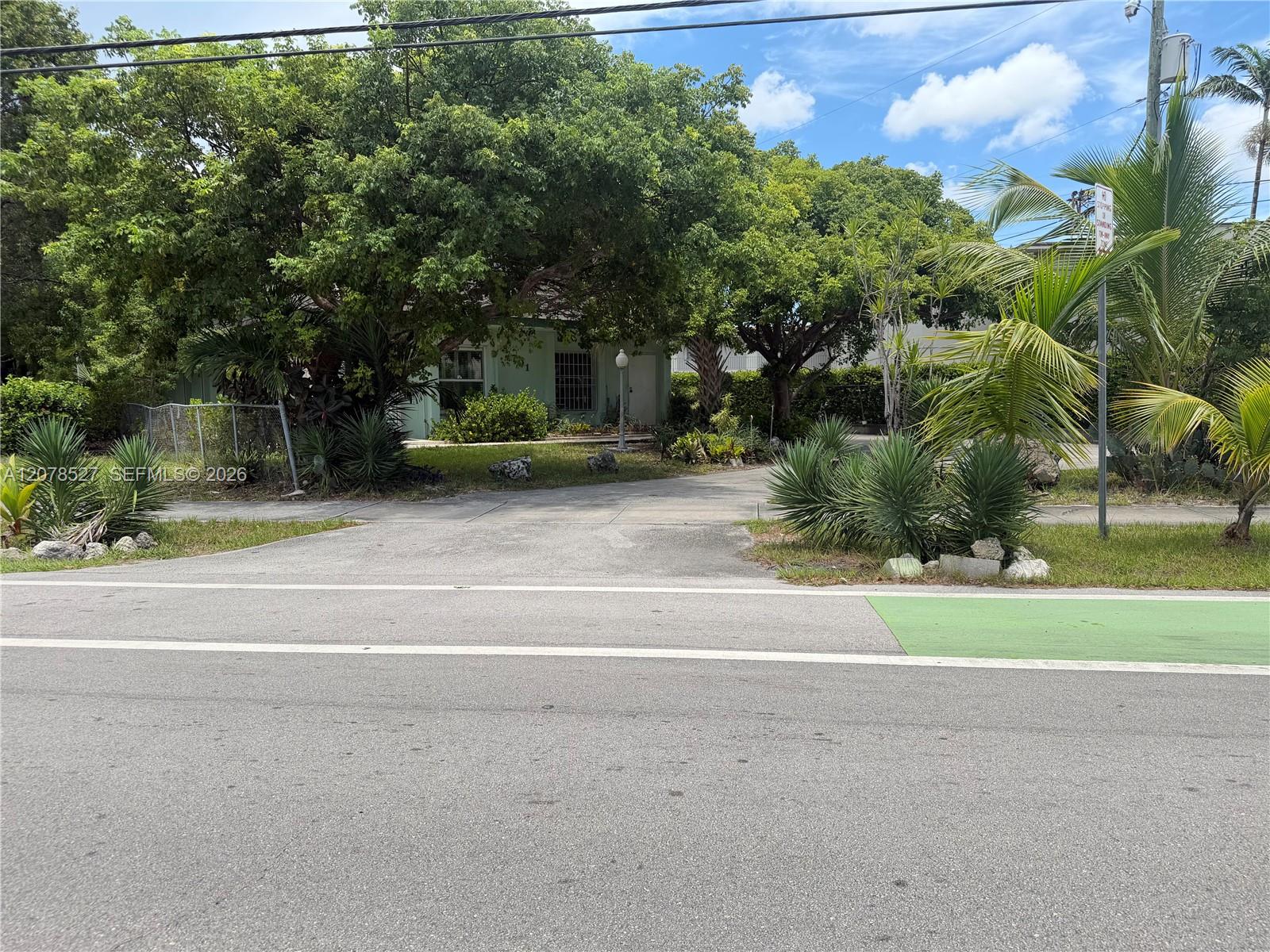 701 S Royal Poinciana Boulevard