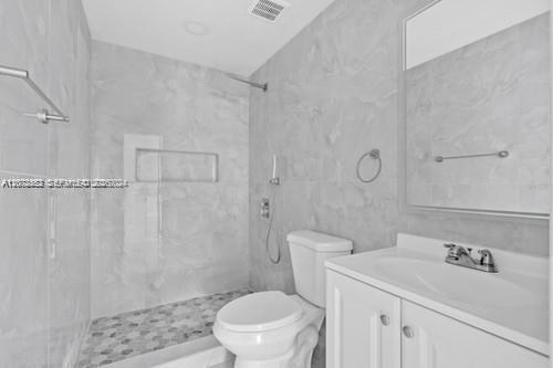 655 SW 5th Street