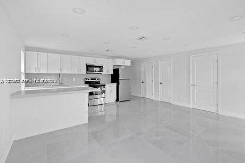 655 SW 5th Street