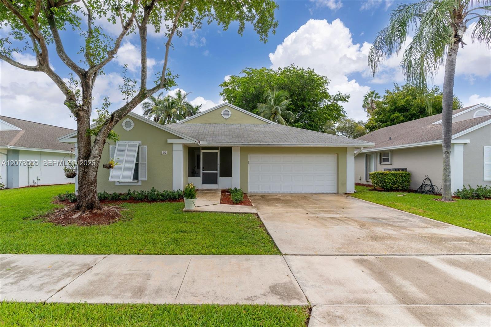 527 SE 27th Drive