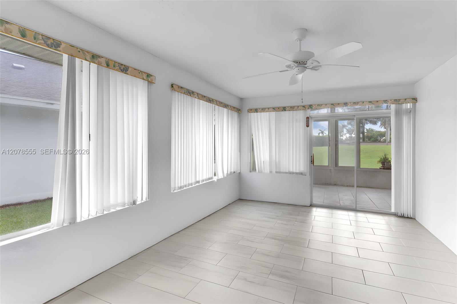 527 SE 27th Drive