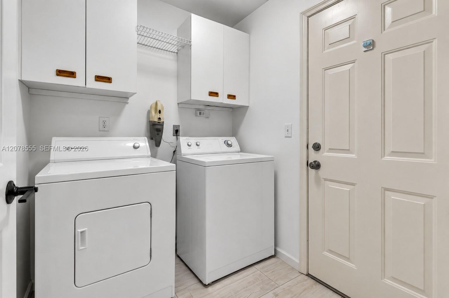 527 SE 27th Drive
