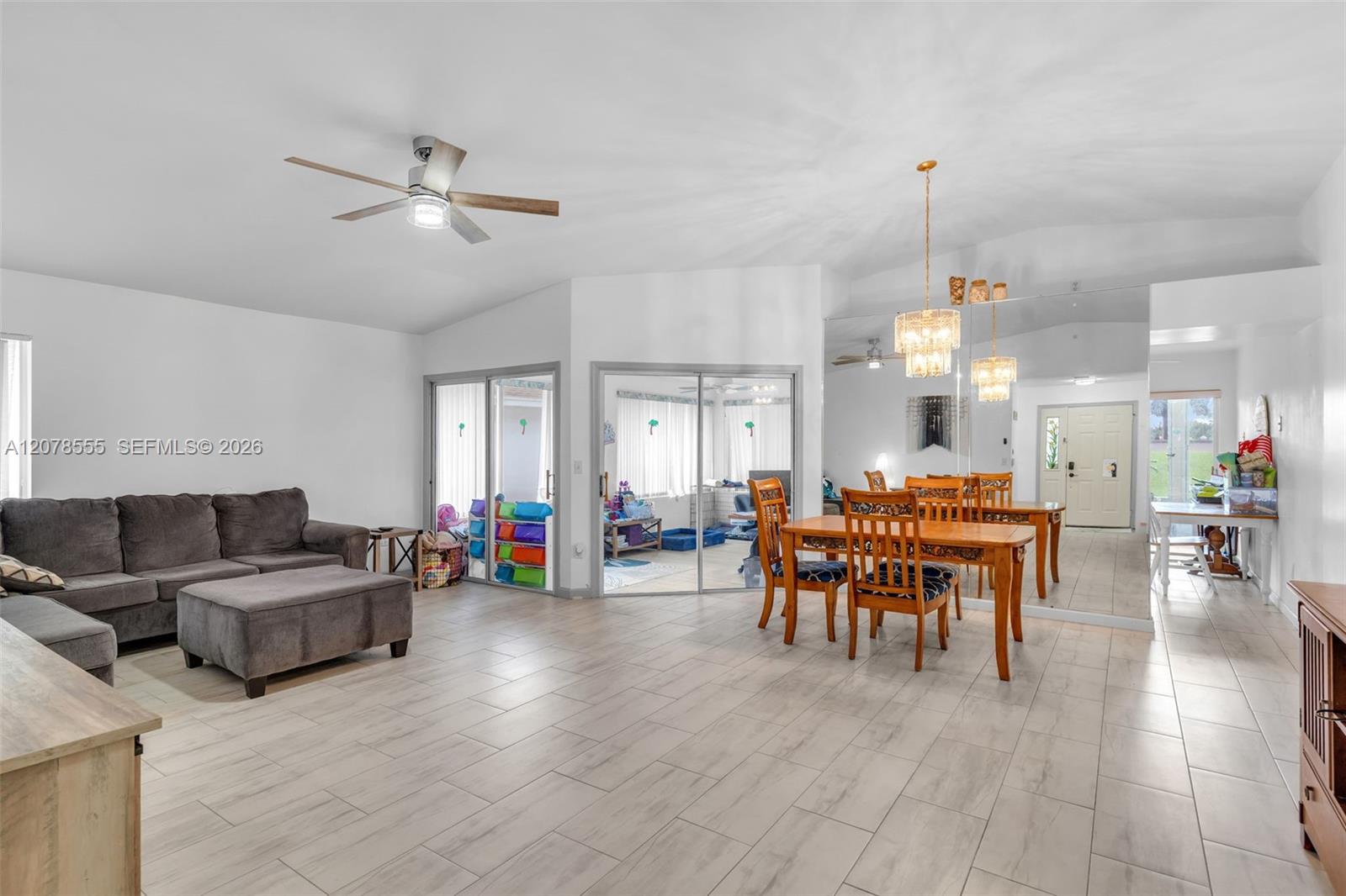 527 SE 27th Drive