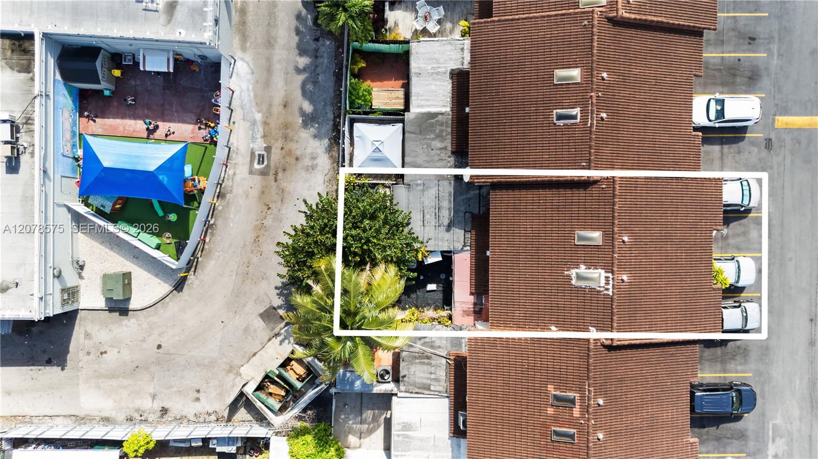 2093 W 54th Terrace