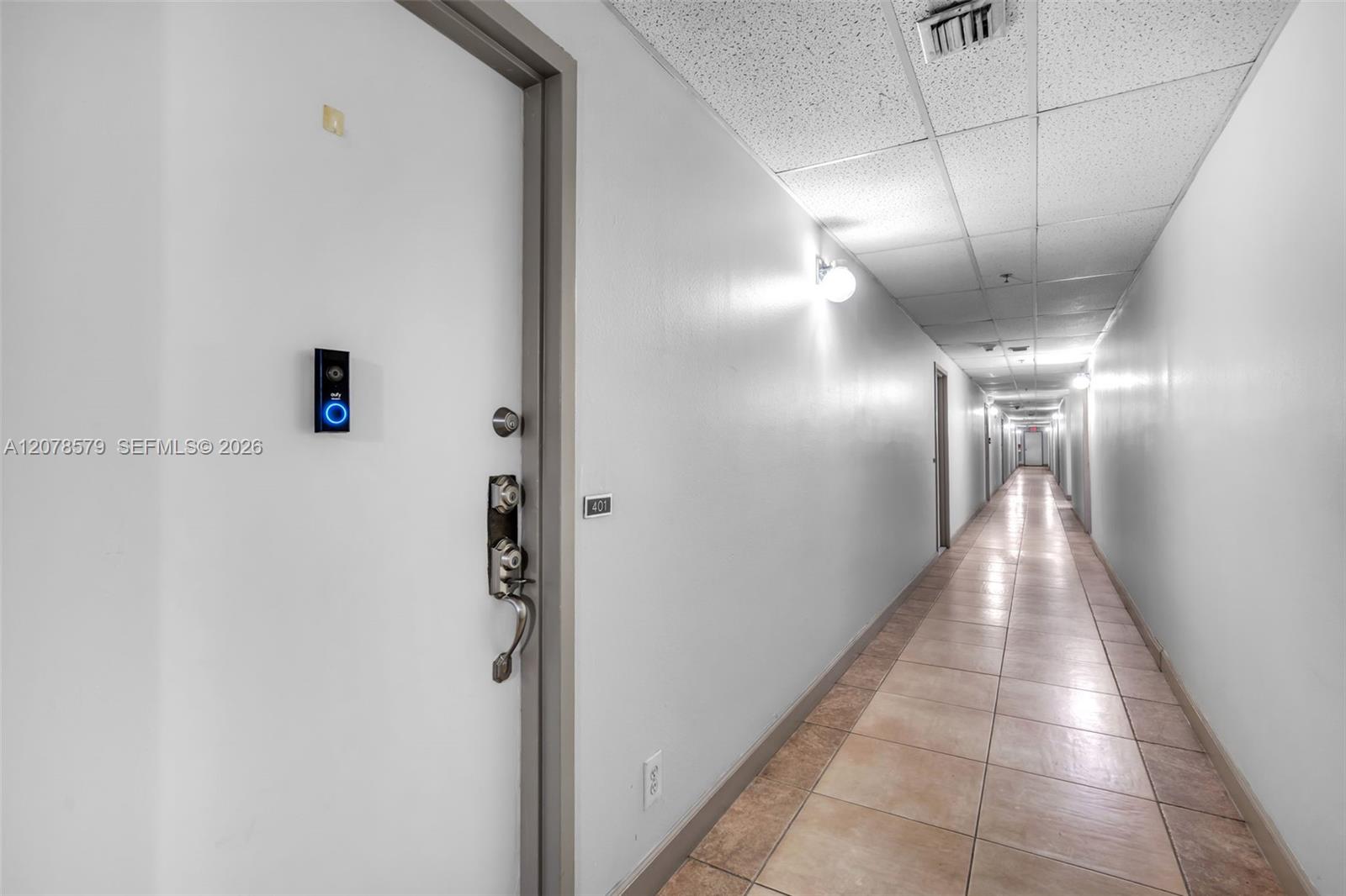 1825 W 44th Place