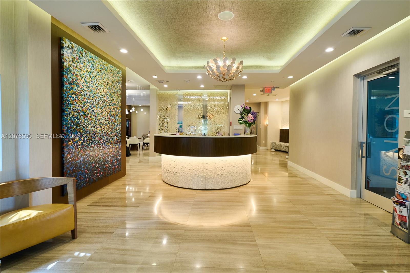 1000 W Island Boulevard