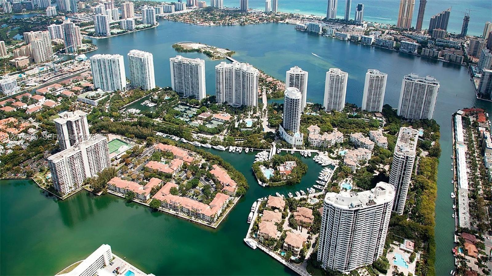 1000 W Island Boulevard