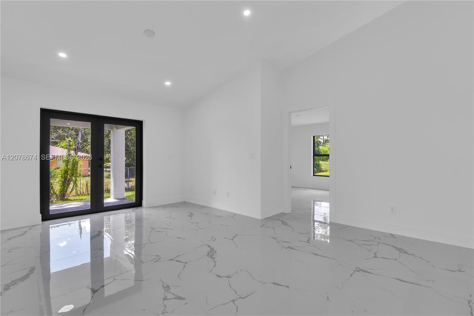 105/107 Meadow Road gallery image #2