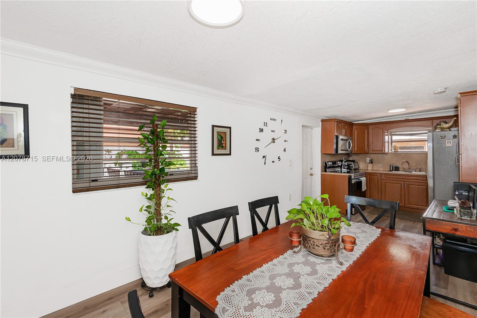 359 W 35th Street