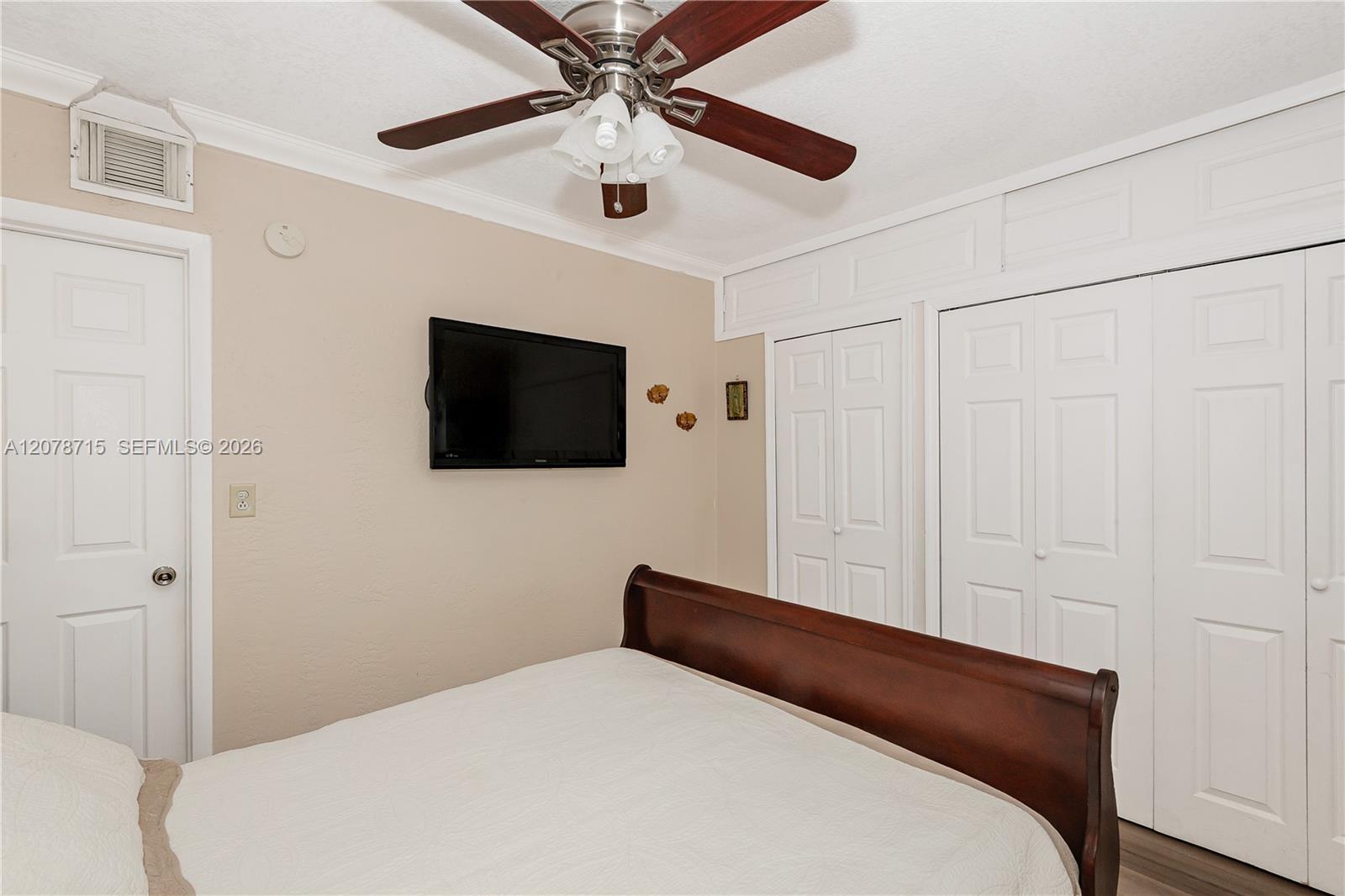 359 W 35th Street