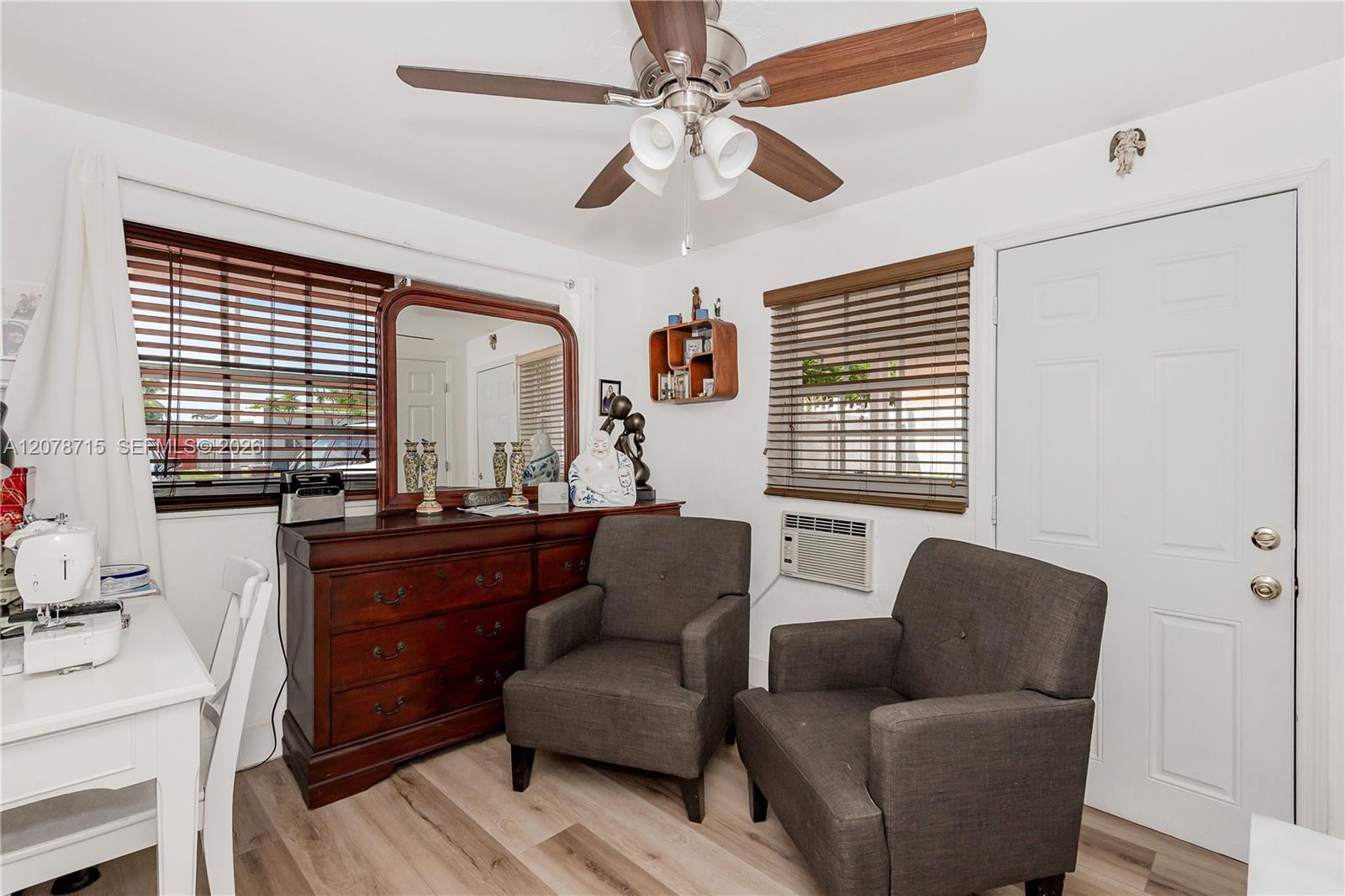 359 W 35th Street