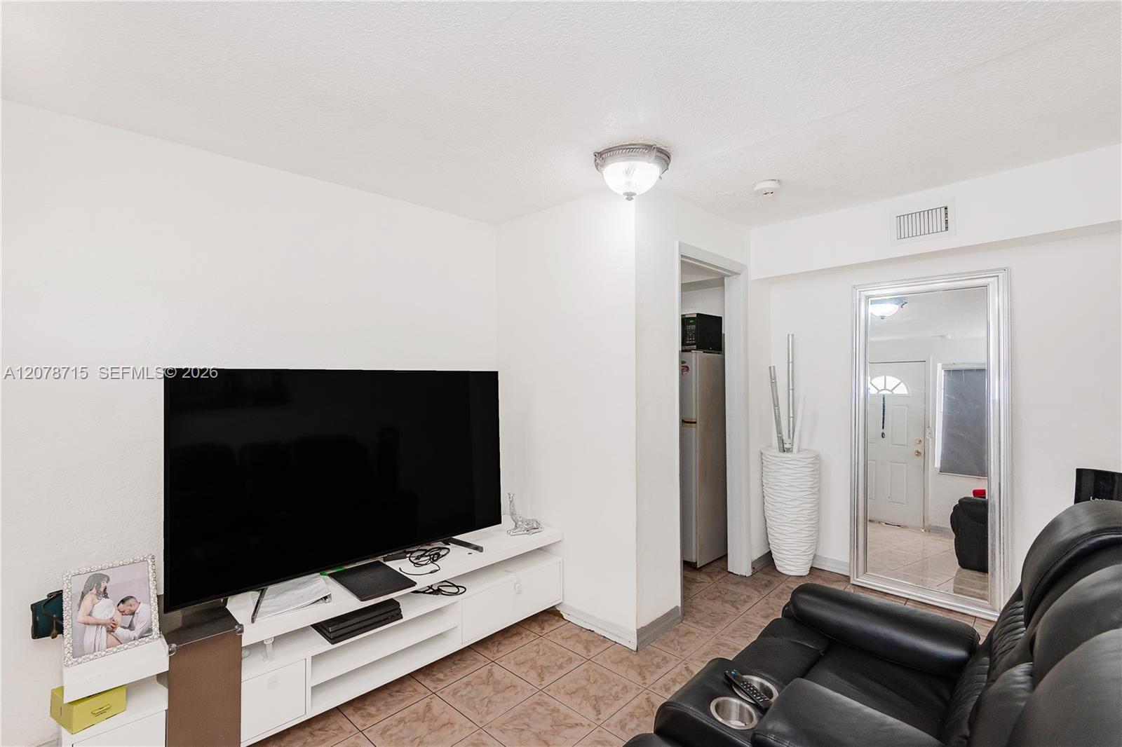 359 W 35th Street