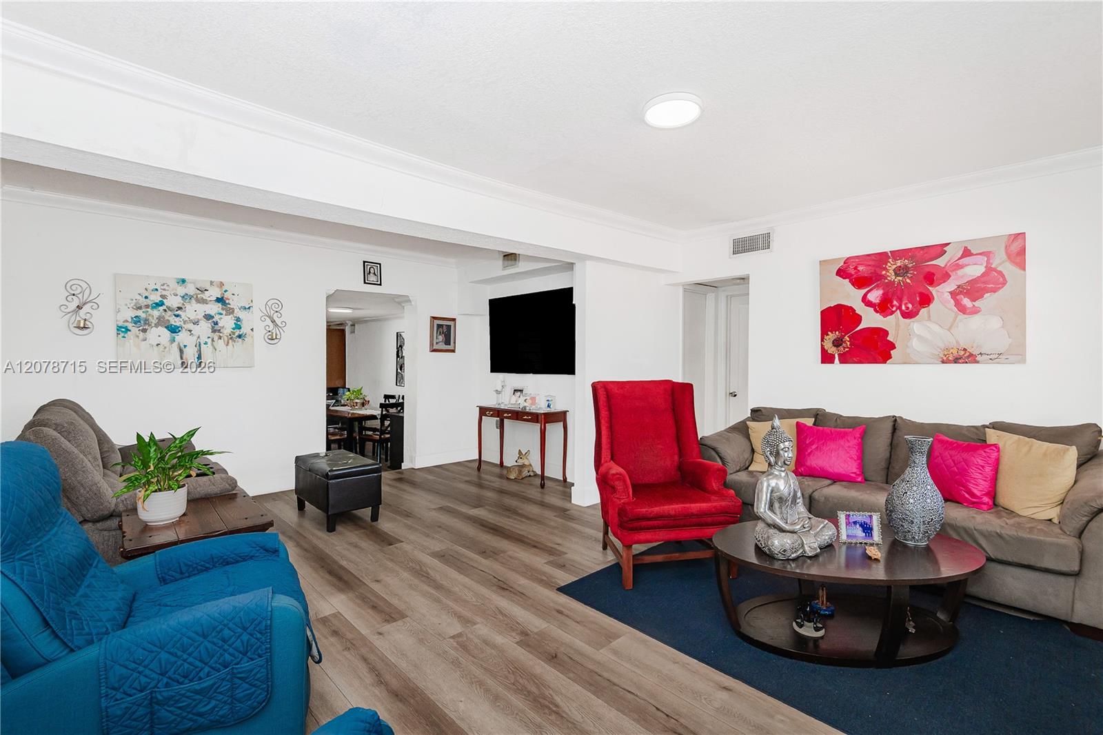 359 W 35th Street