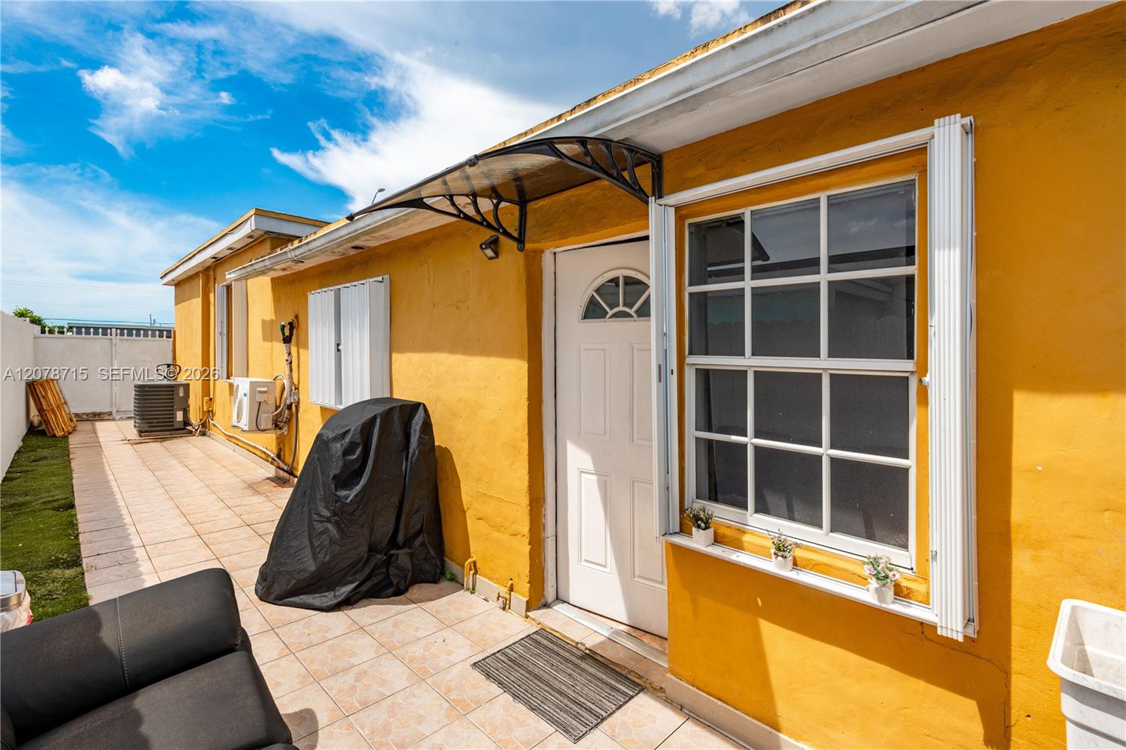 359 W 35th Street