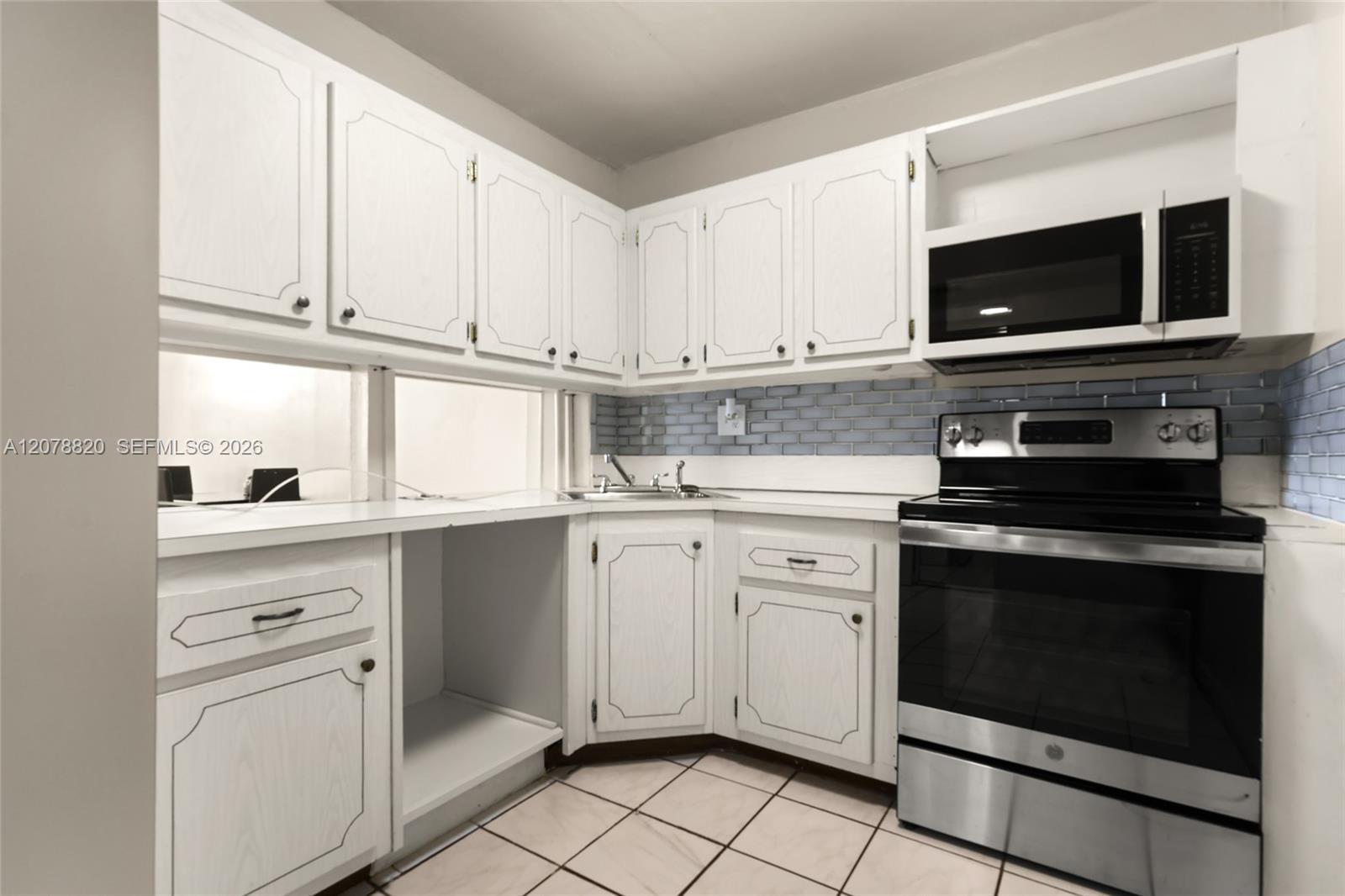 2100 Sans Souci Boulevard