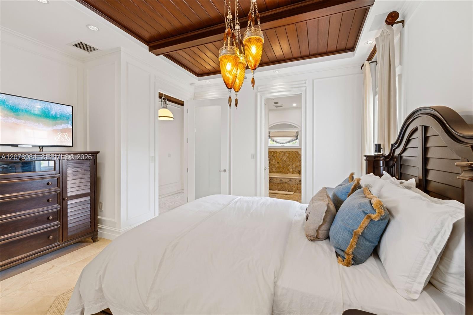 15723 Fisher Island Drive