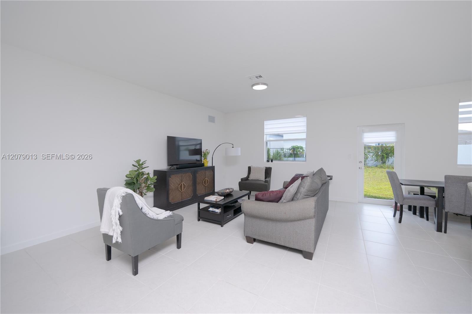 13609 SW 185th Lane