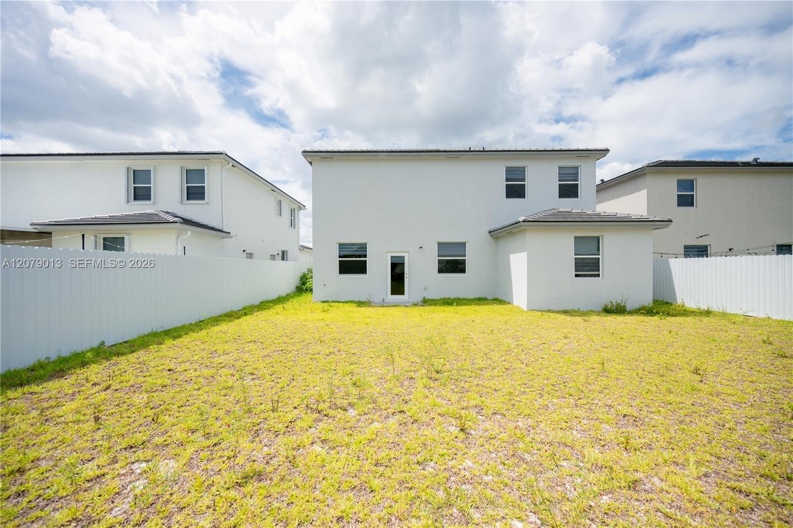 13609 SW 185th Lane