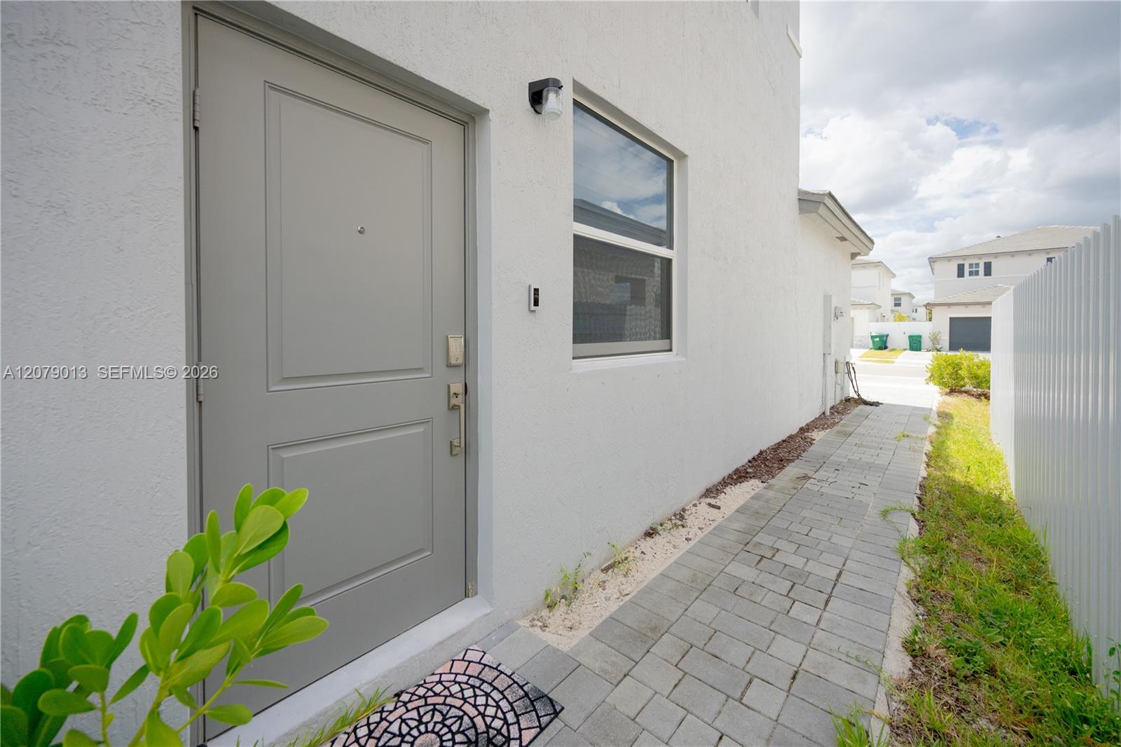 13609 SW 185th Lane
