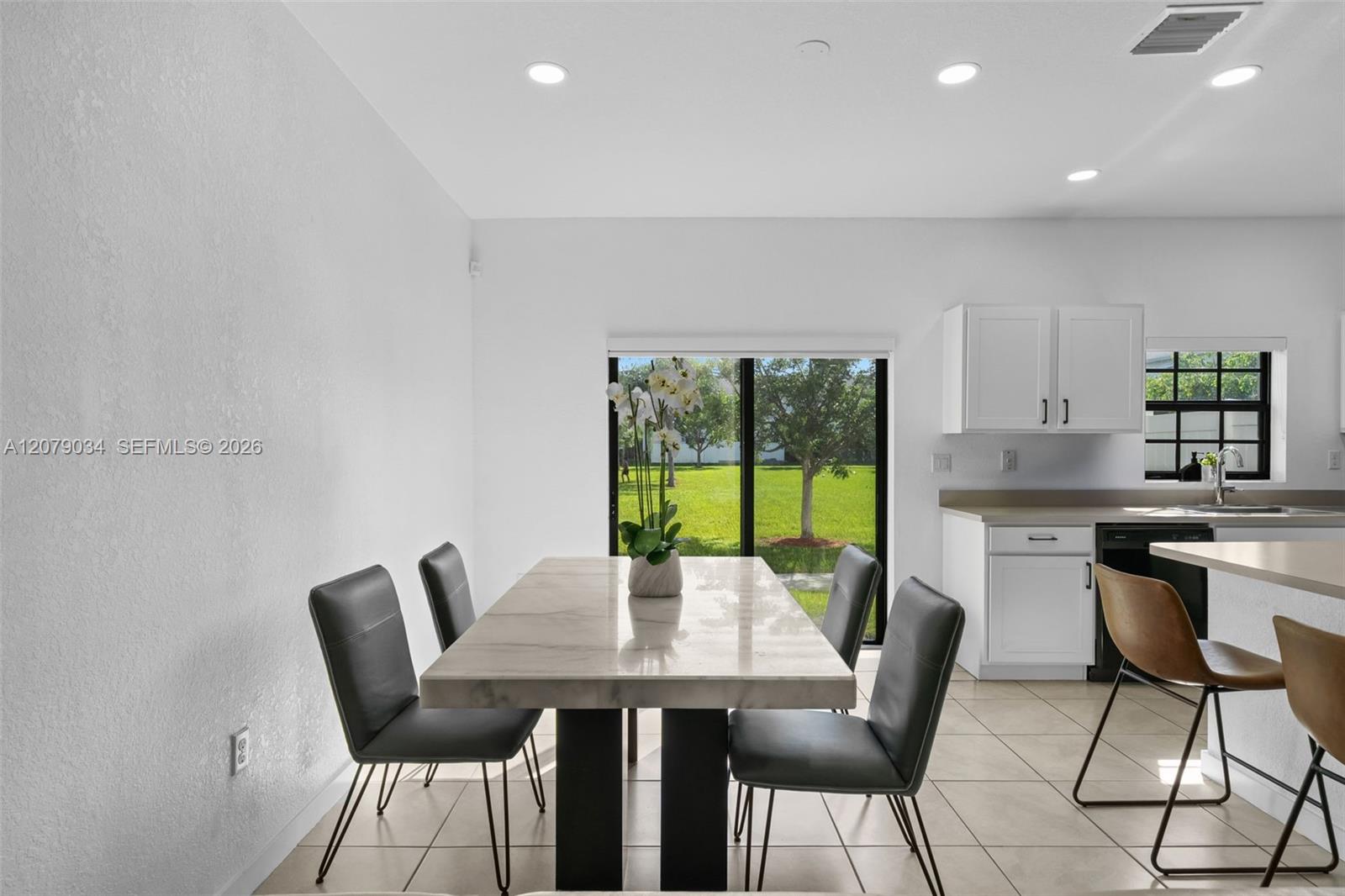 757 SW 11th Street