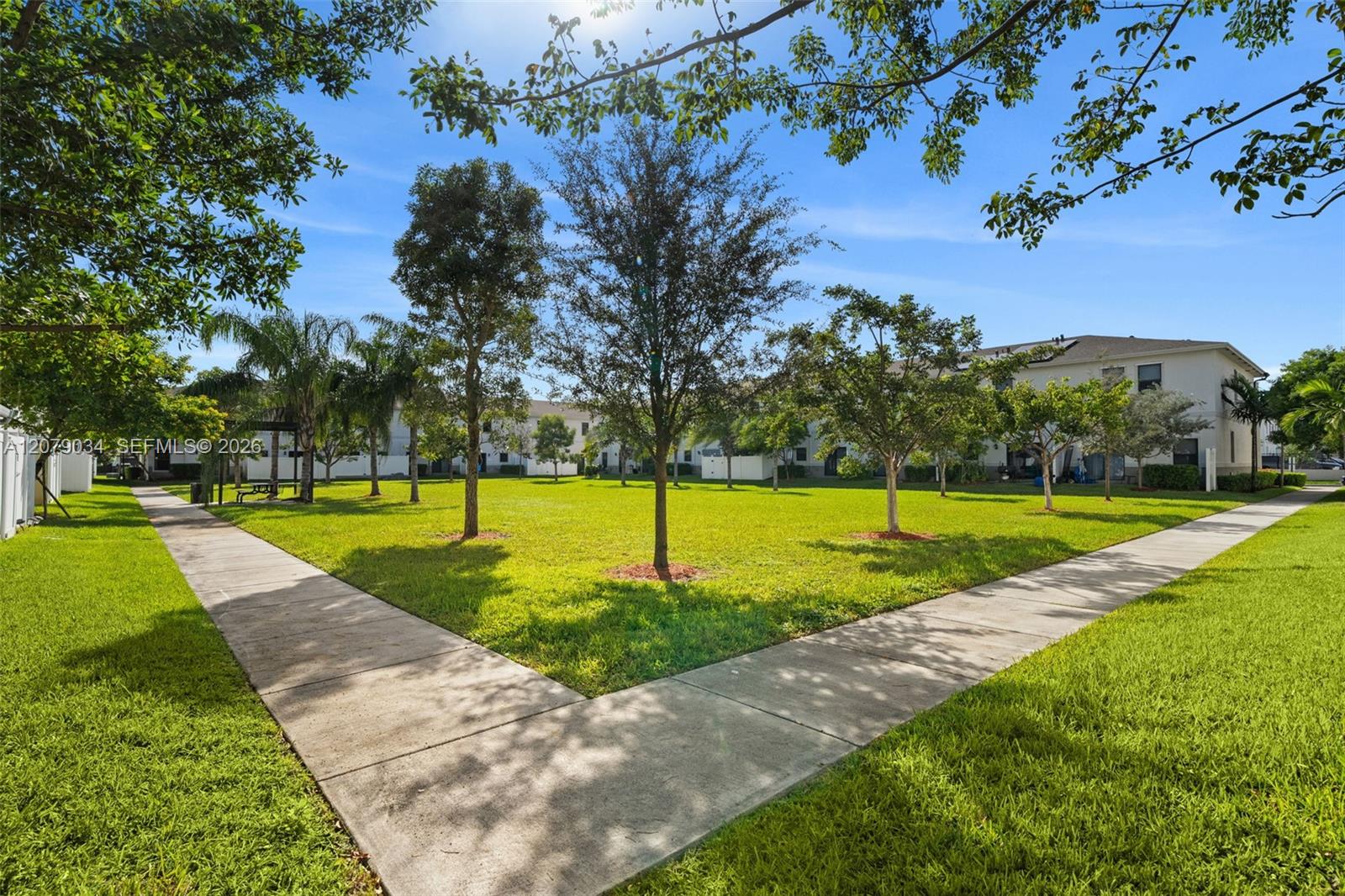 757 SW 11th Street