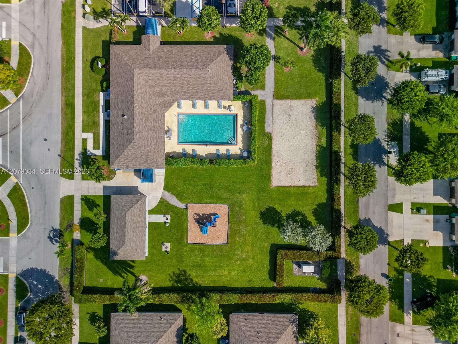 757 SW 11th Street