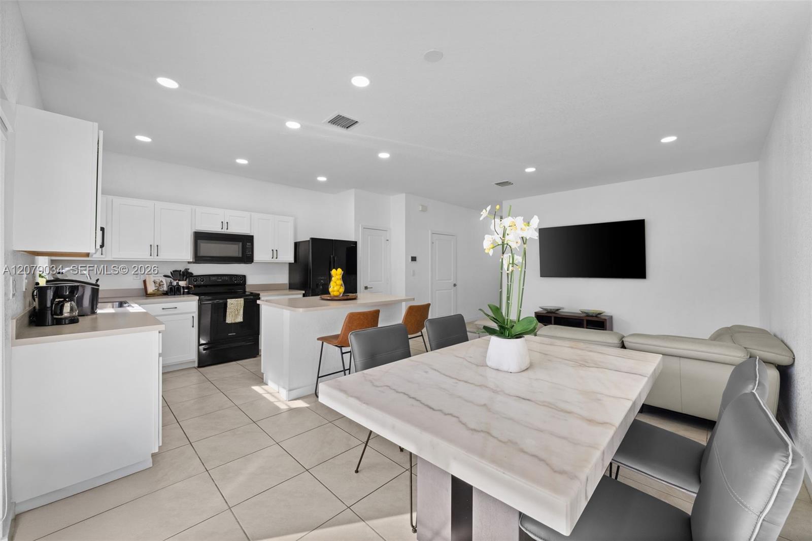 757 SW 11th Street