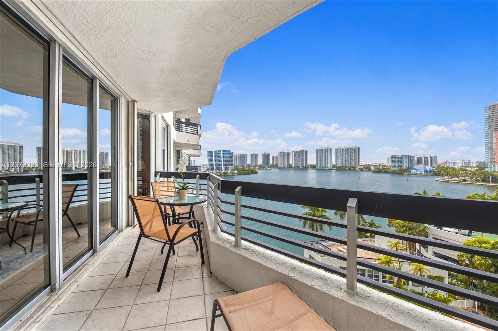 3600 Mystic Pointe Drive