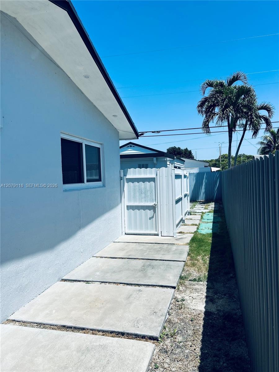 11925 SW 185th Terrace