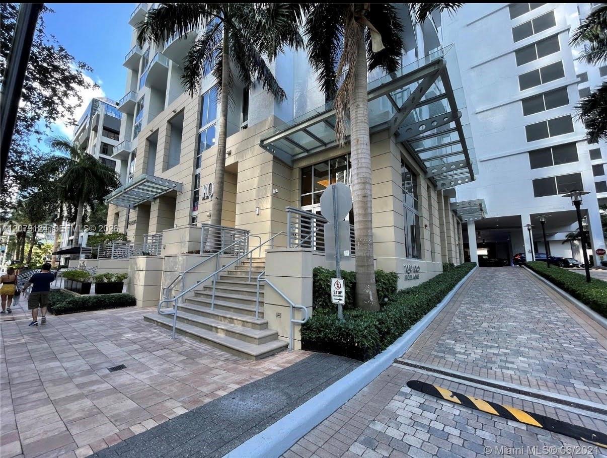 1060 Brickell Avenue
