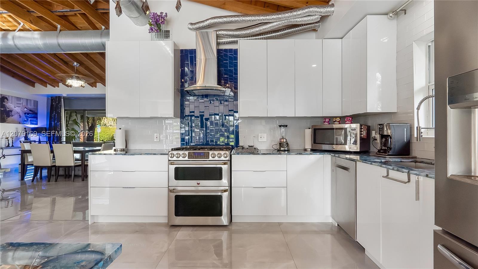 380 SE 1st Terrace