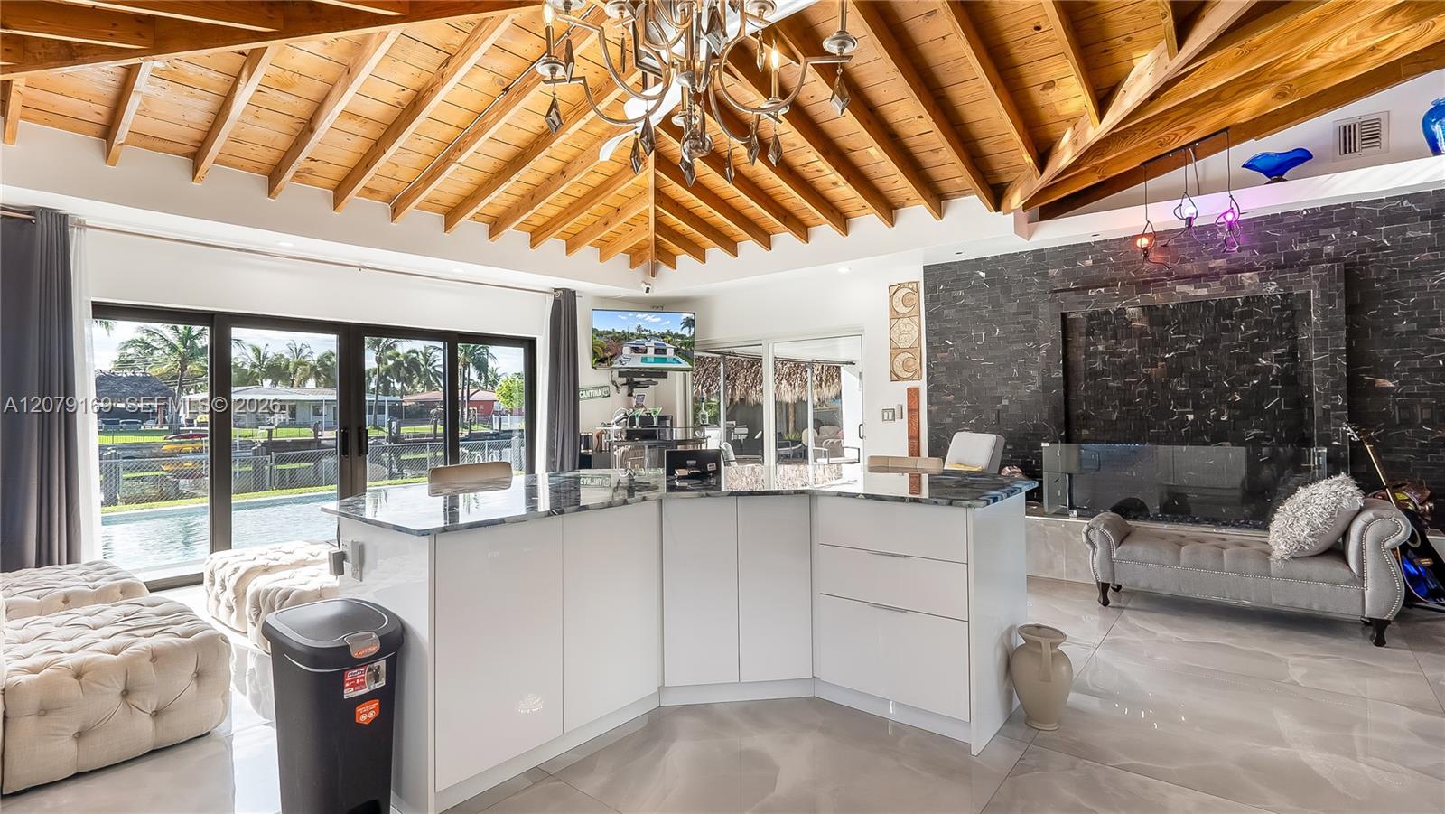 380 SE 1st Terrace