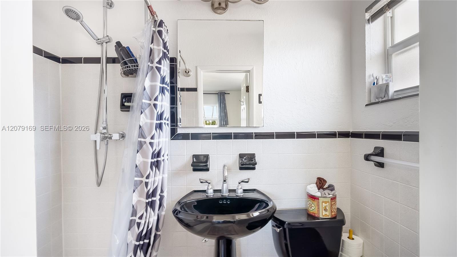 380 SE 1st Terrace