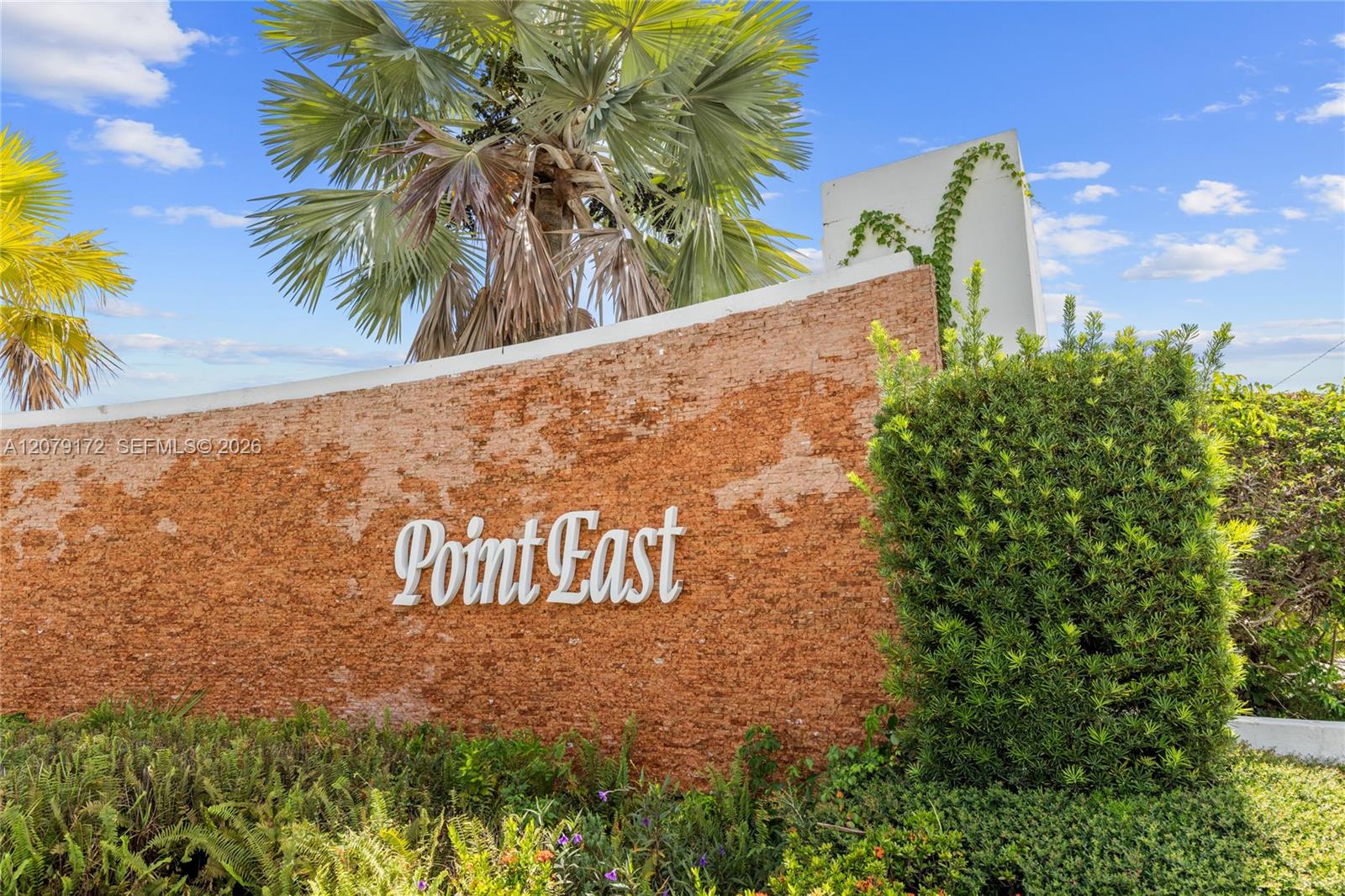 2855 Leonard Drive