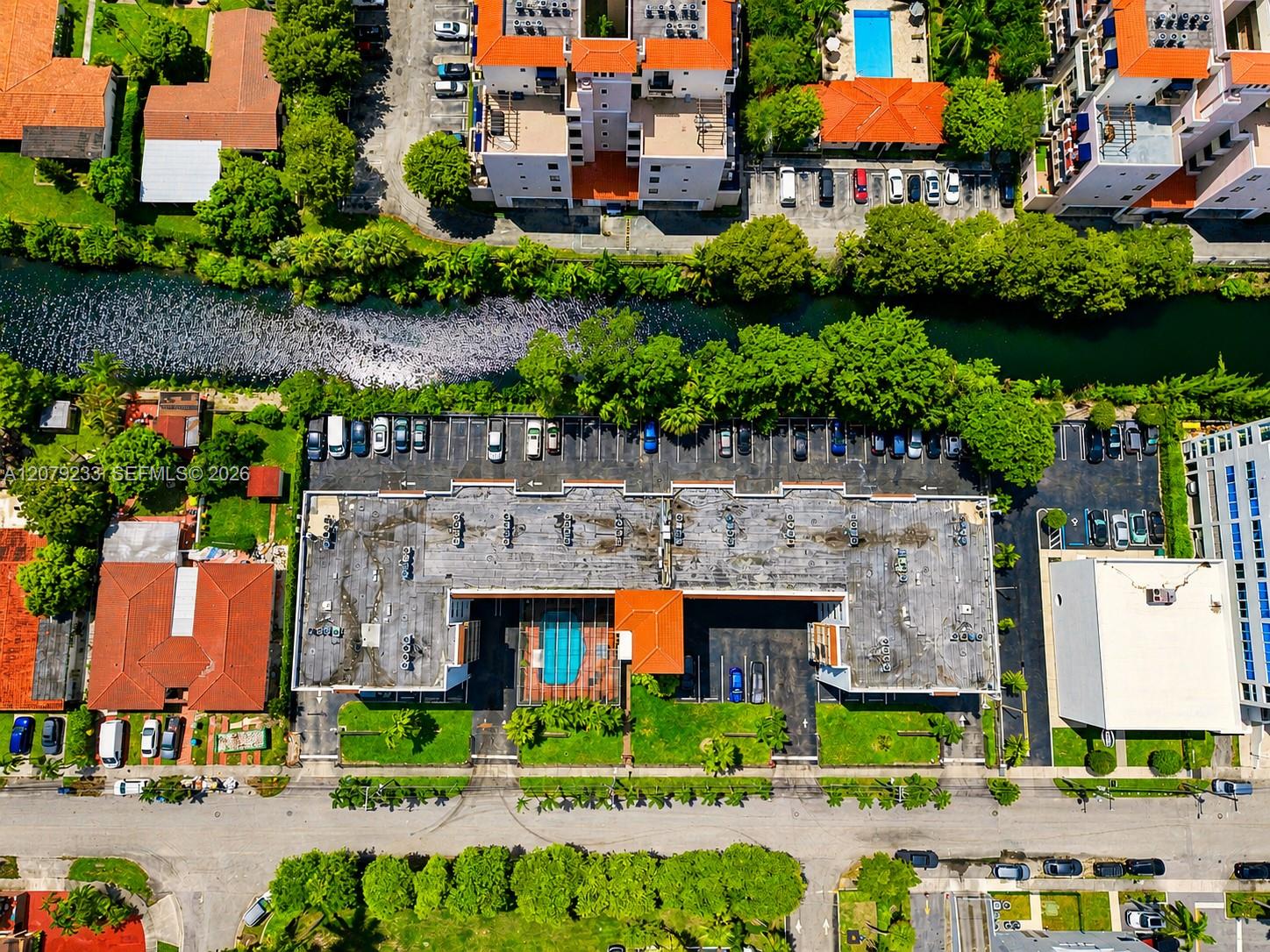 900 SW 84th Avenue