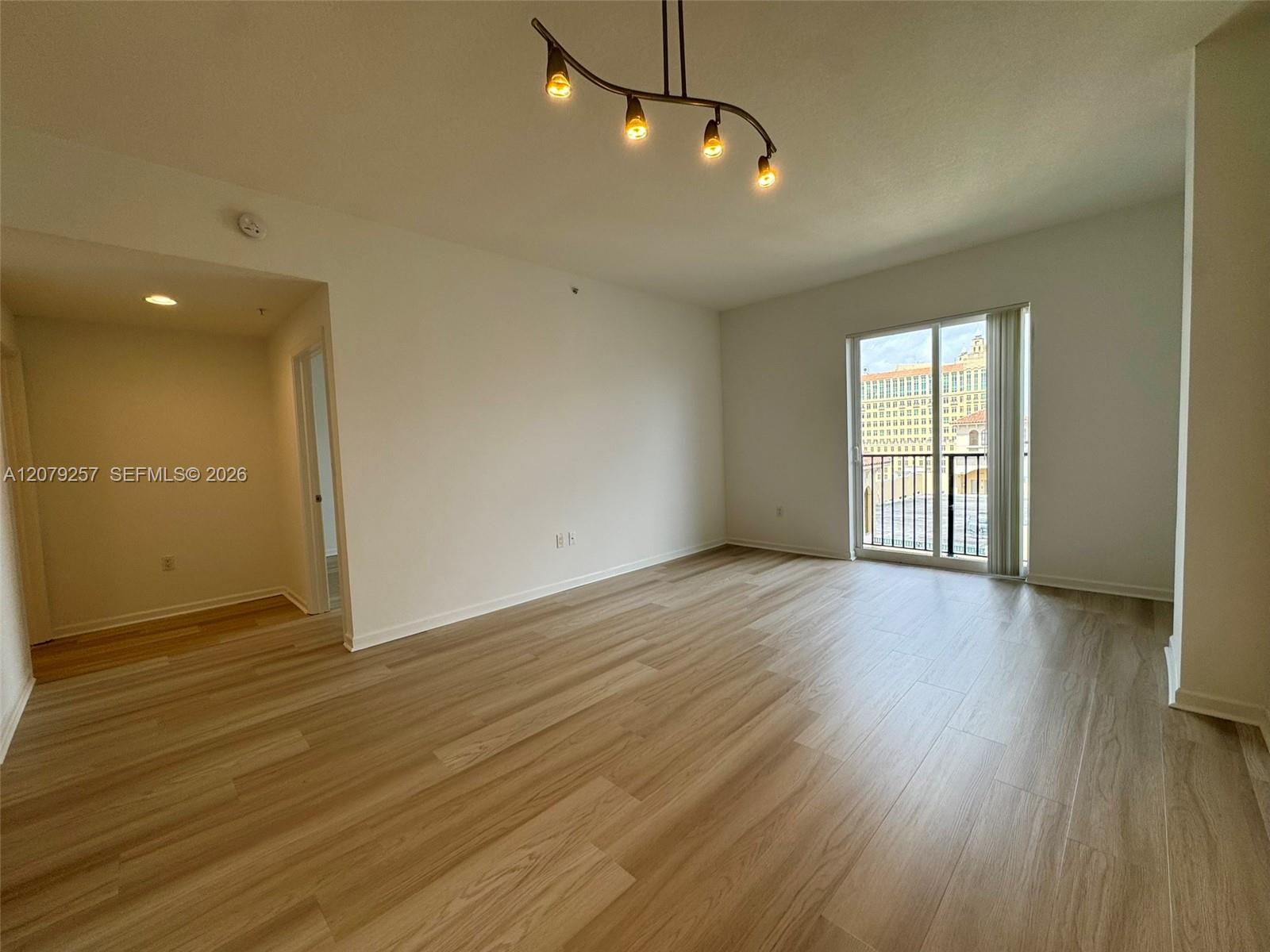 10 Aragon Avenue