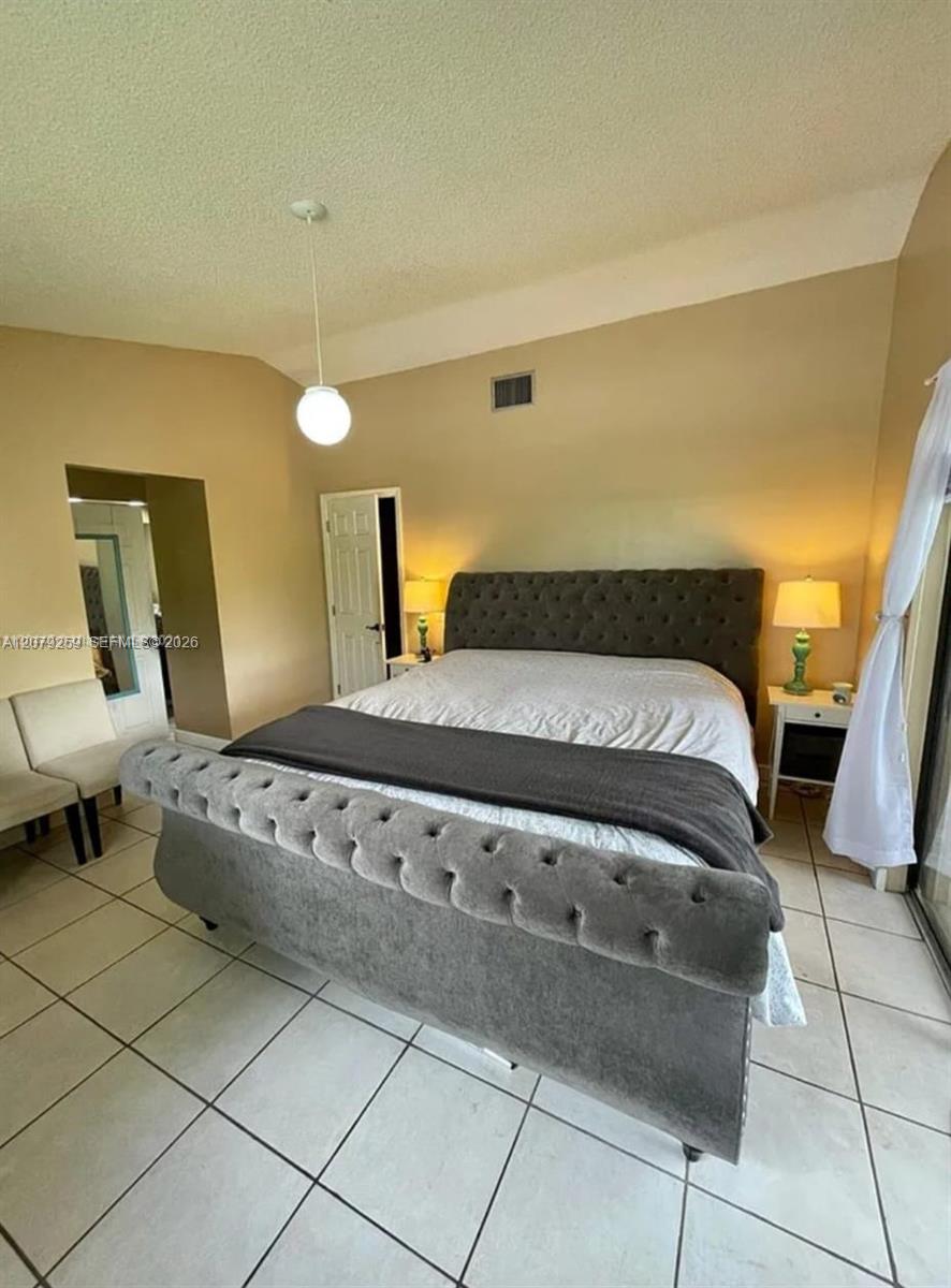 4825 SW 149th Court