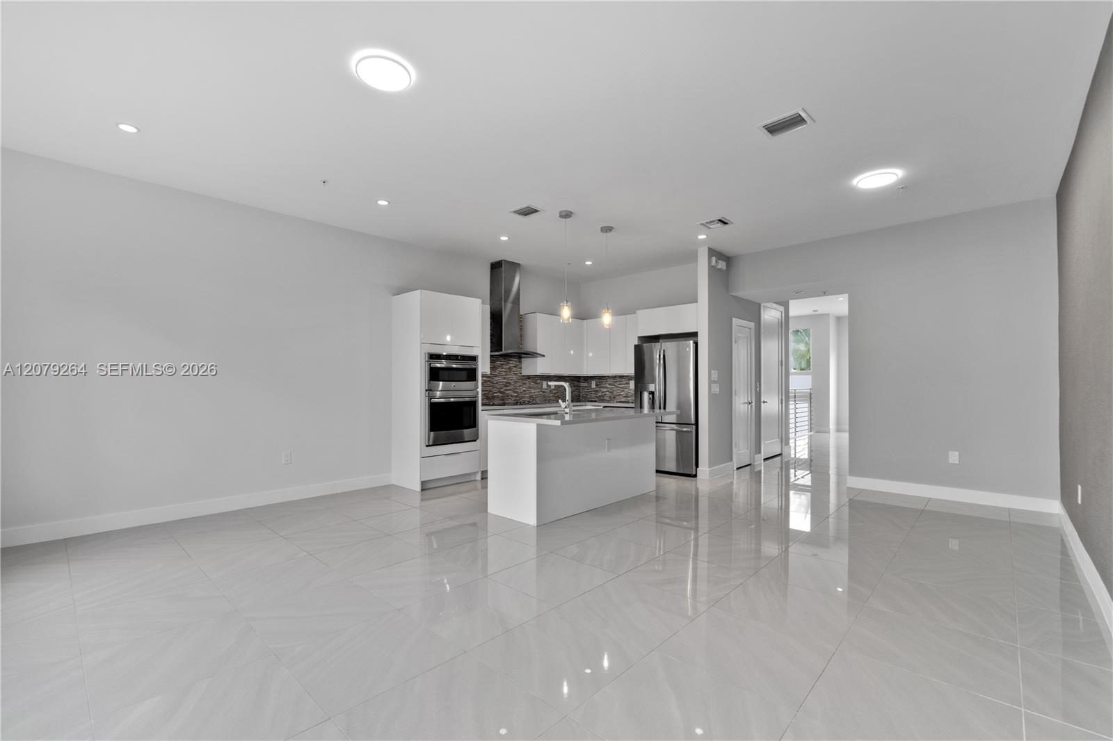 10517 NW 66th Street