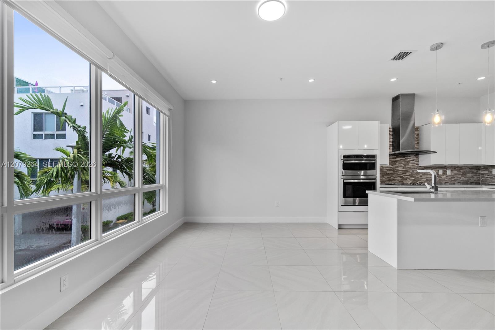 10517 NW 66th Street