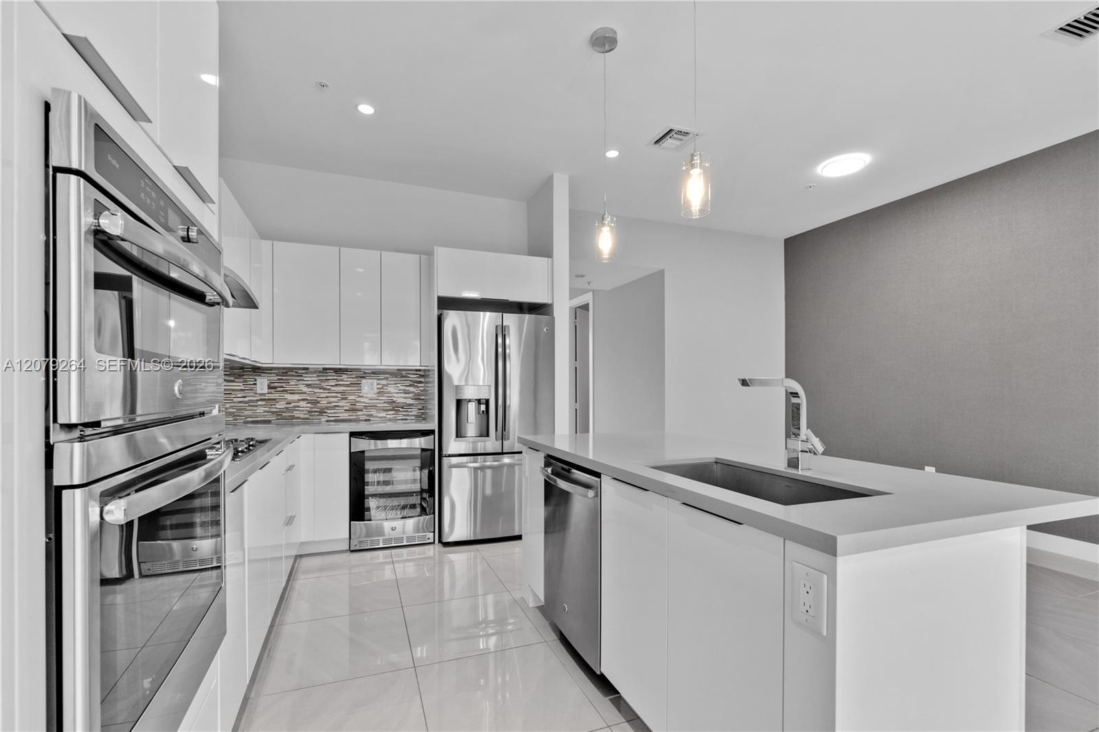 10517 NW 66th Street