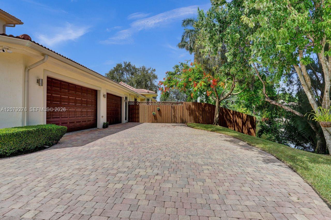3311 SW 118th Terrace