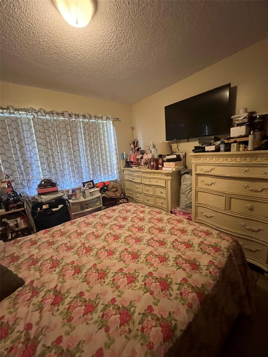6028 SW 147th Place