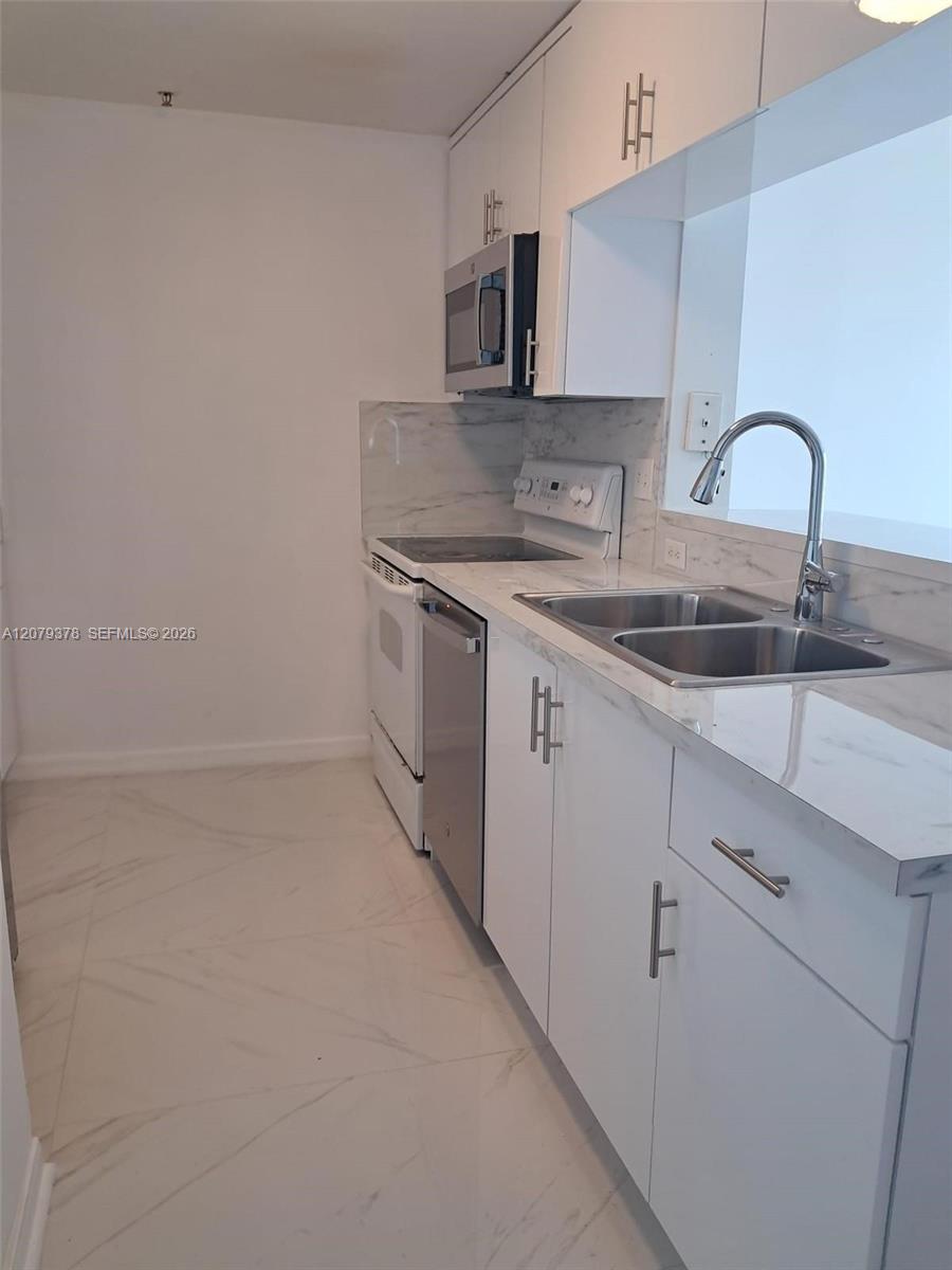 275 NE 18th Street