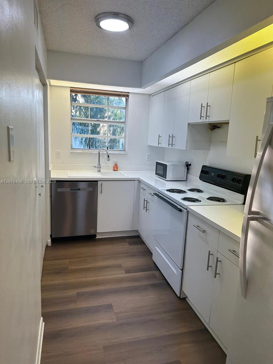 2528 SE 20th Place