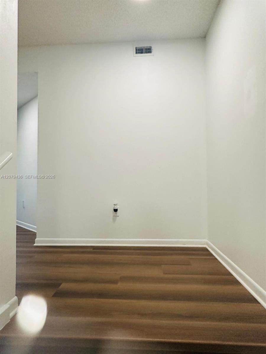 2528 SE 20th Place