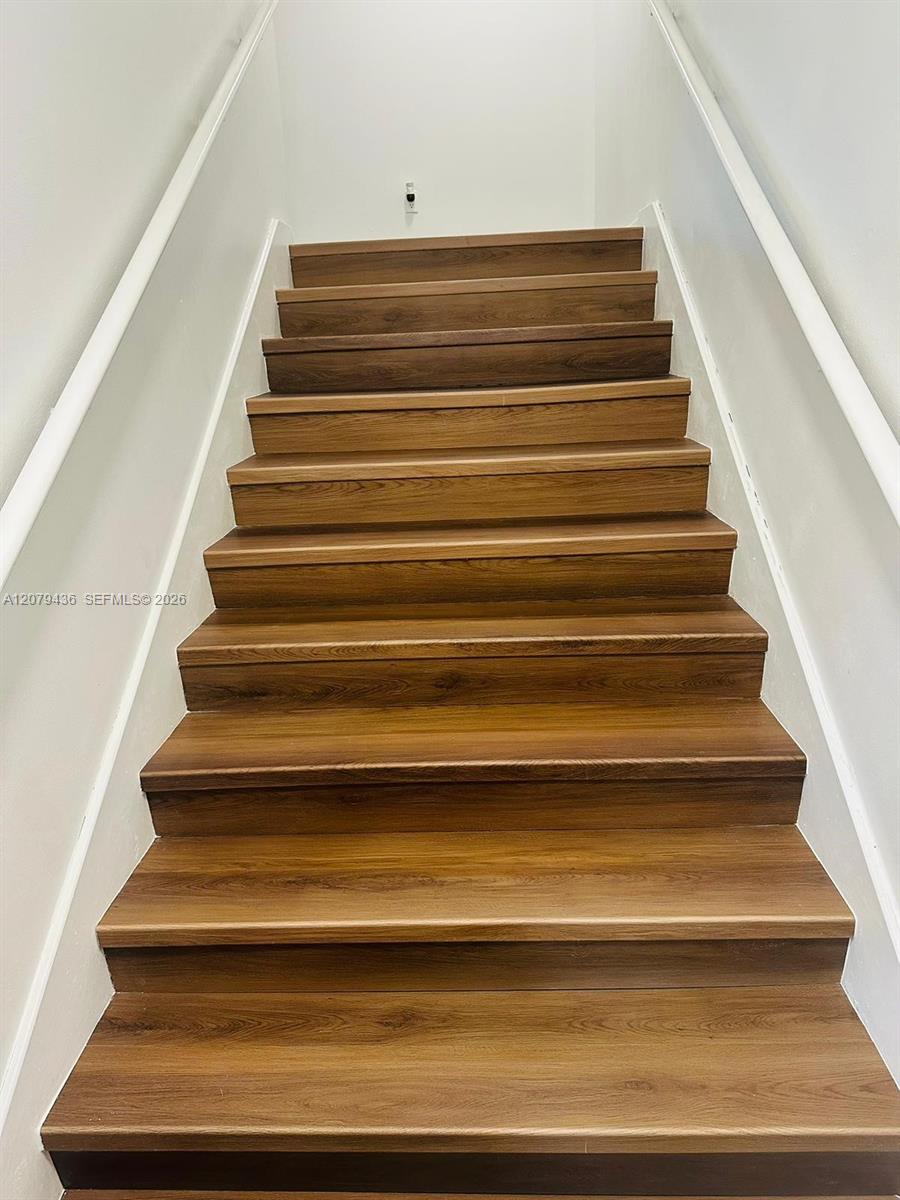 2528 SE 20th Place