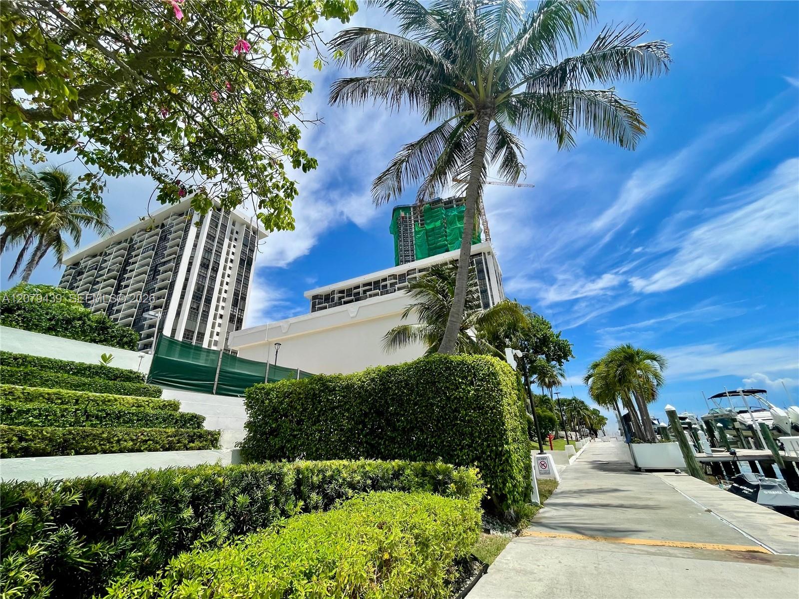 1901 Brickell Avenue