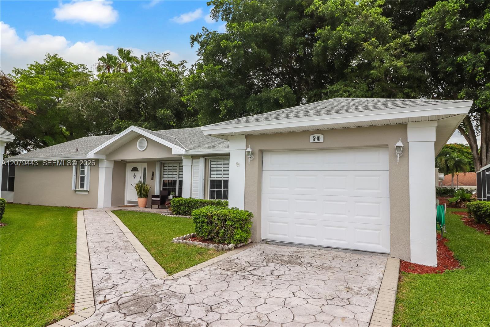 590 SE 19th Drive